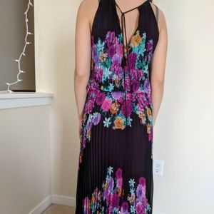 Gorgeous floral dress